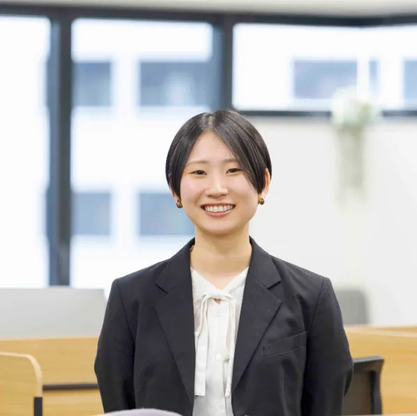 新居 和美の写真